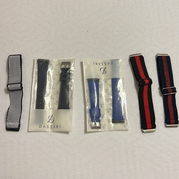 Fitbit sense bundle - Picture 2 of 2